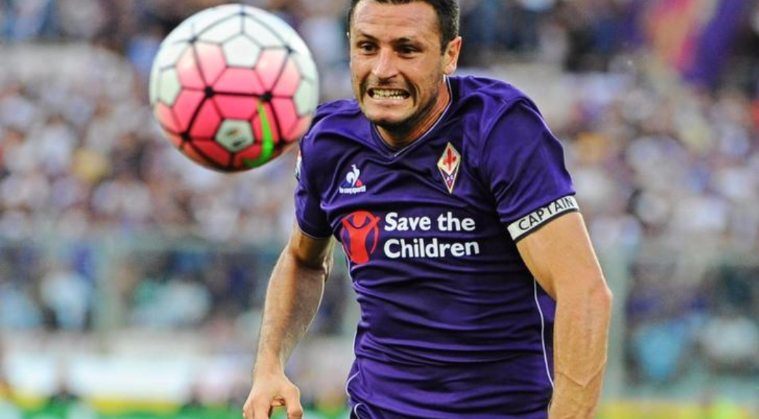 L’ultima partita in casa con la maglia viola per Pasqual. Ma lui non ci sta…