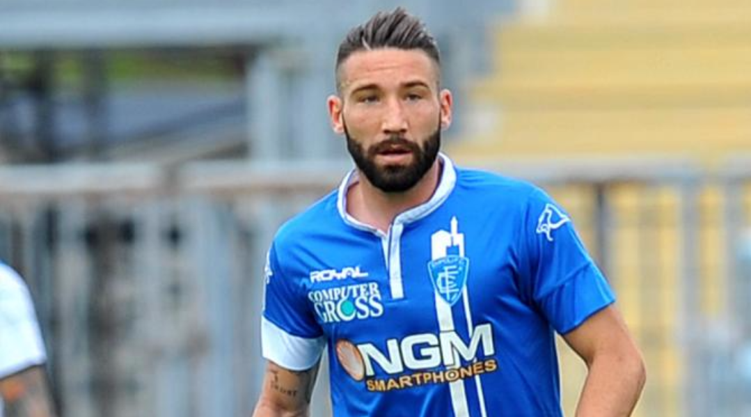 Tonelli sfuma per la Fiorentina. Il Napoli lo annuncia come primo acquisto