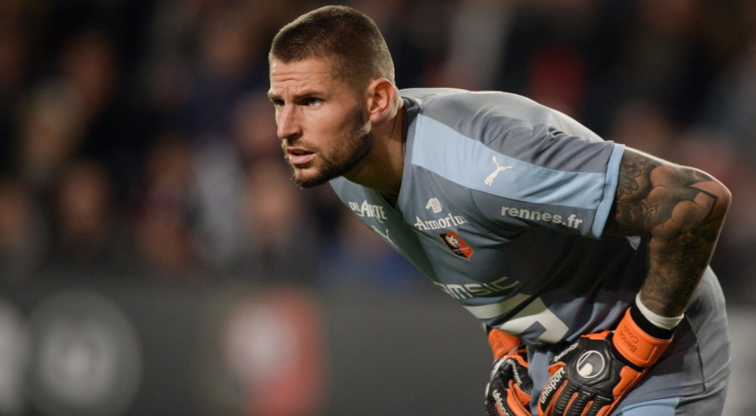 Costil rivela: “Avevo l’accordo con la Fiorentina ma il Rennes non è riuscito a trovare il sostituto ed è saltato tutto”