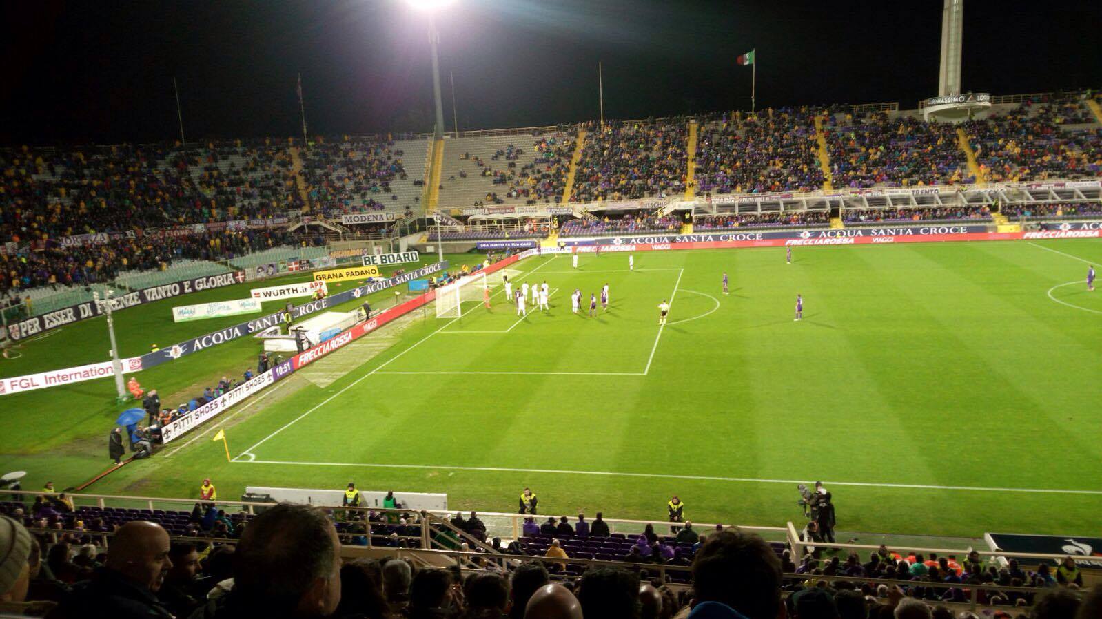 Tante occasioni che premiano la Fiorentina. Decide Bernardeschi (1-0)