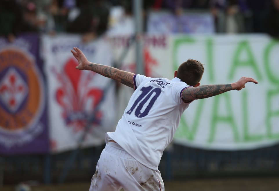 Intanto Mediaset non fa vedere i gol della Fiorentina ed Empoli. Tagliato anche il grande gol di Bernardeschi