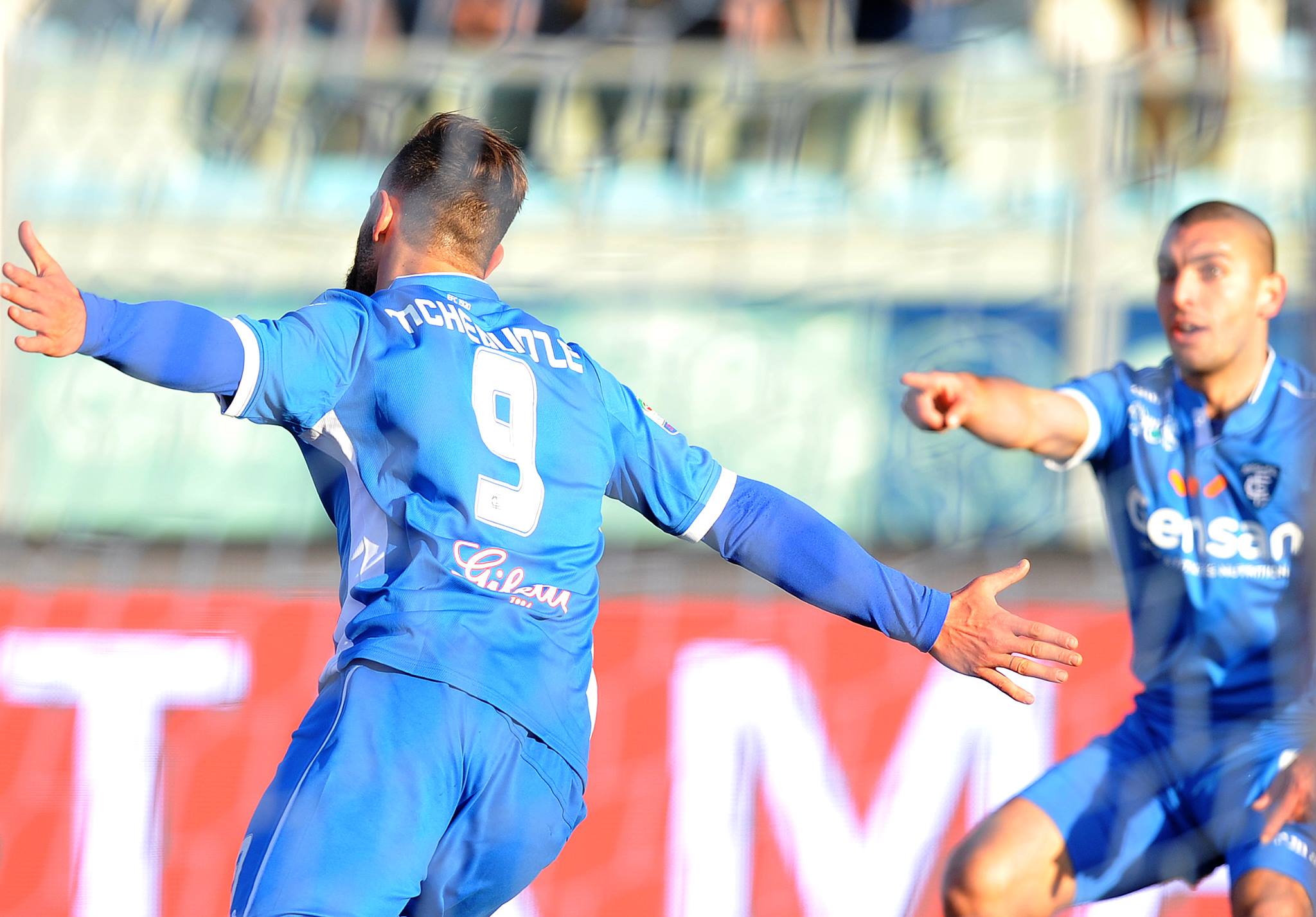 L’Empoli supera il Cagliari (2-0) e si porta a +5 dalla zona retrocessione