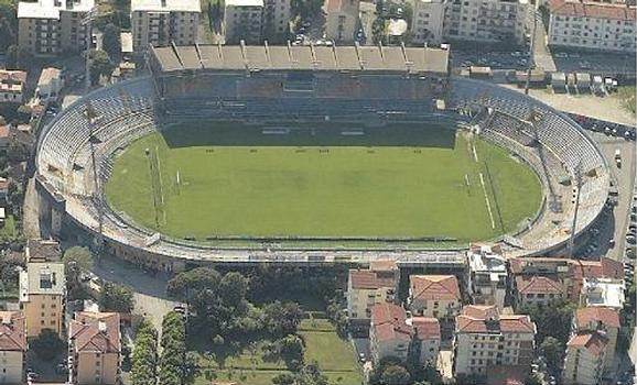 Notte fonda a Pisa: la società non paga le bollette e l’Arena Garibaldi resta al buio