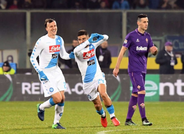 Insigne in fuorigioco porta avanti il Napoli. 0-1 a fine primo tempo…