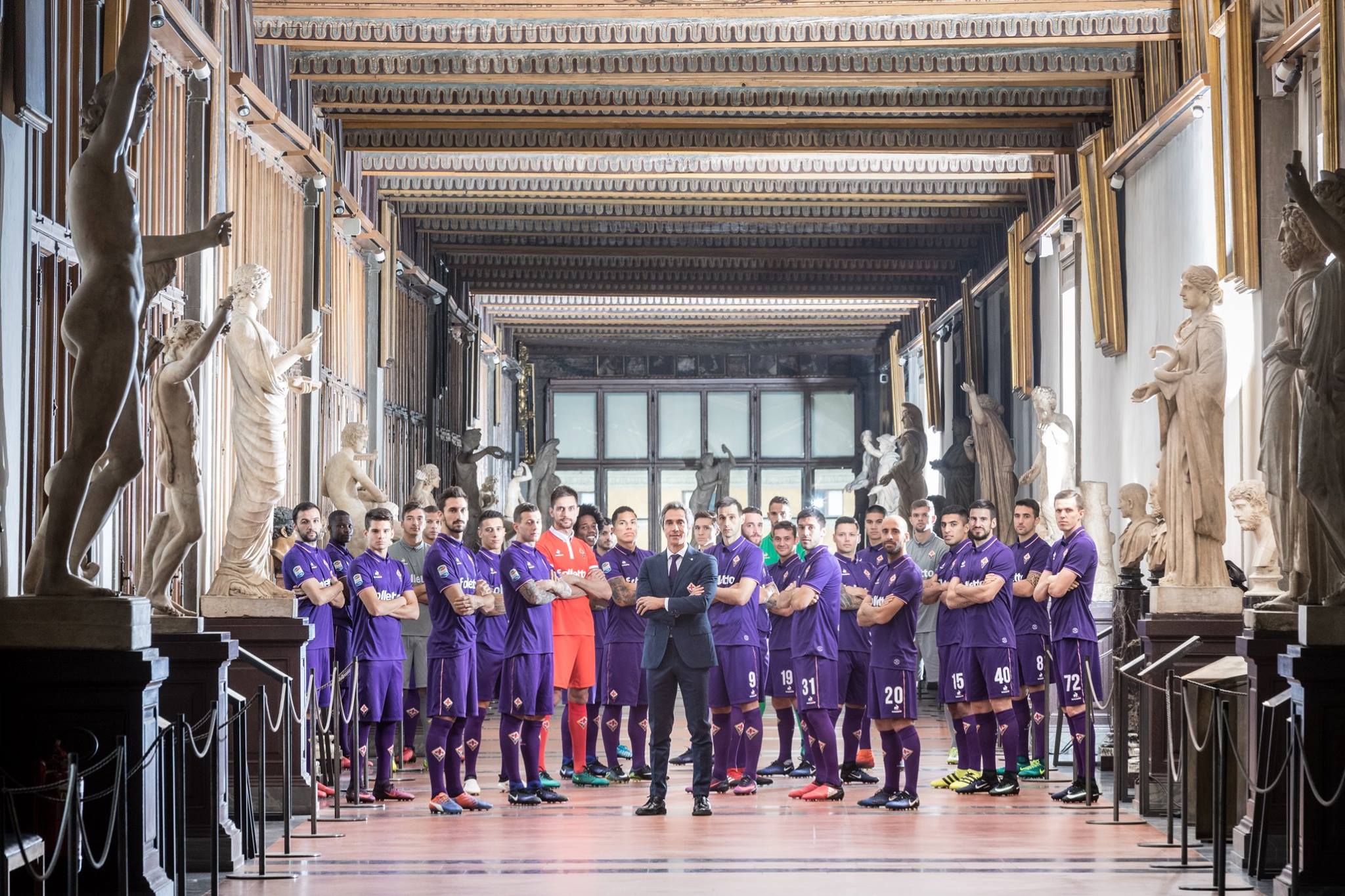 La Fiorentina augura uno splendido 2017 dagli Uffizi