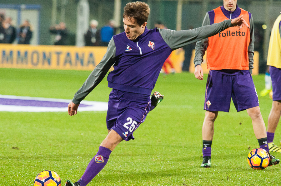 La Fiorentina crea ma non capitalizza e Dzeko la punisce. All’Olimpico è 1-0 dopo i primi 45′