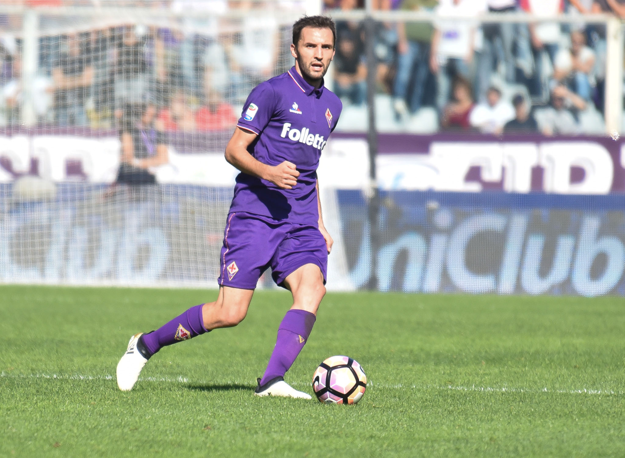 Kalinic e Badelj. La permanenza alla Fiorentina è un bivio vero. La società viola..