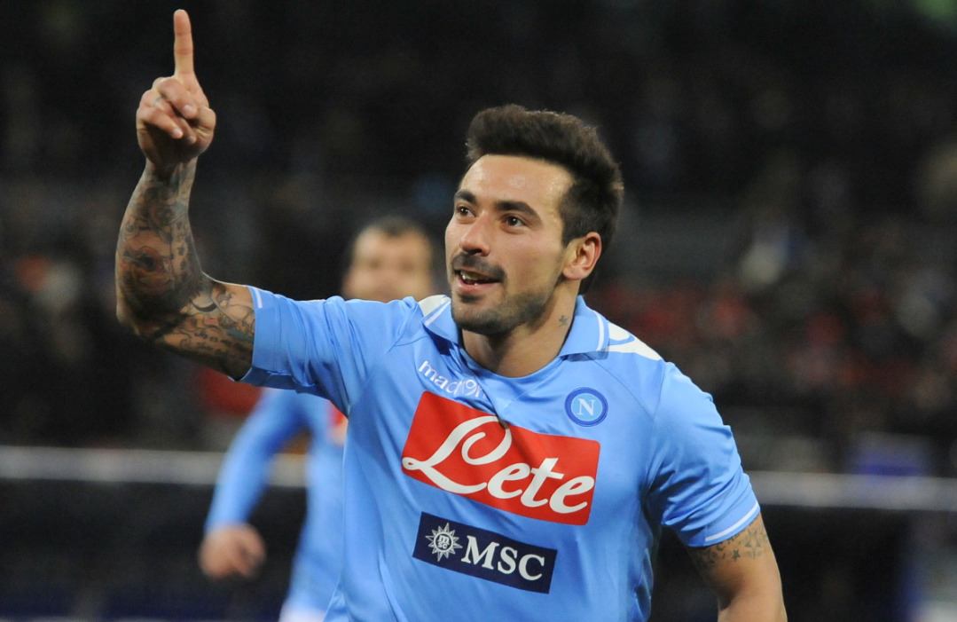 Collaboratore di giustizia: “Lavezzi chiese di esporre uno striscione in entrambe le curve e lui in cambio…”