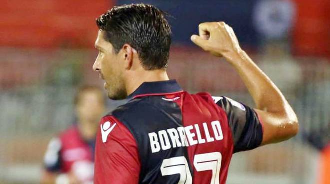 Scommessa Vieri-Borriello: Formentera? No grazie, ecco il bellissimo gesto dell’attaccante cagliaritano…