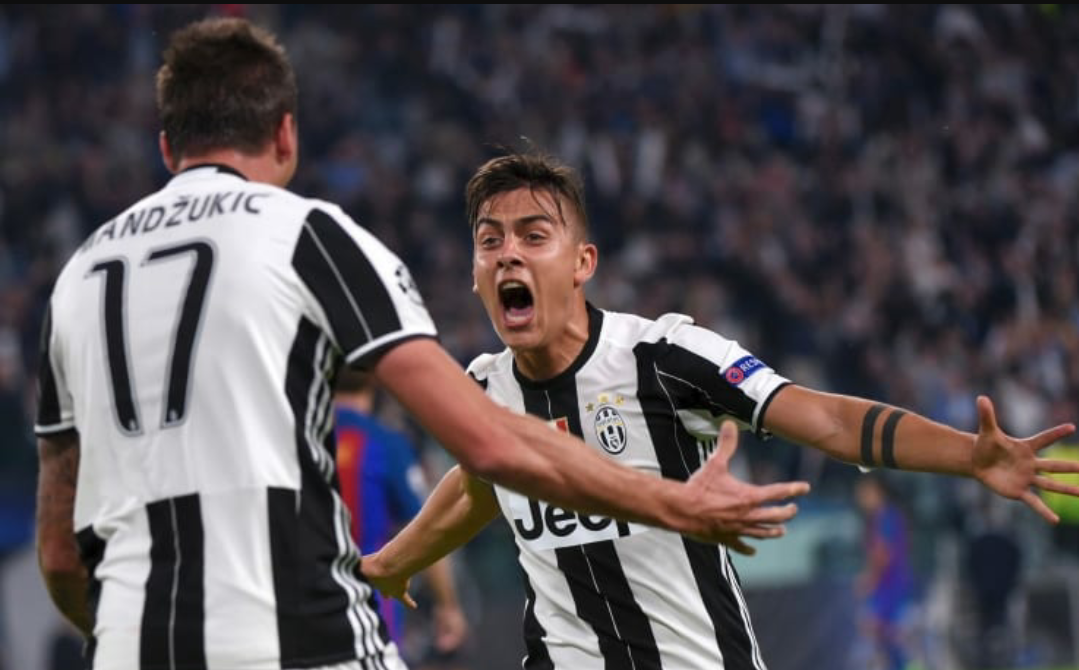 La Juventus segna e i tifosi bianconeri dedicano cinque minuti di cori contro la Fiorentina