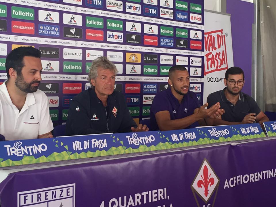 Hugo: “Melo mi ha detto che Firenze è unica, mi ispiro a Miranda. Non penso alla nazionale perchè è la Fiorentina il mio club..”