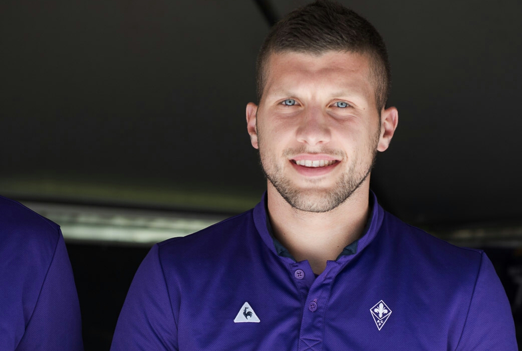 Rebic vicinissimo alla cessione in Premier League. Nelle casse della Fiorentina 4,5 milioni di euro