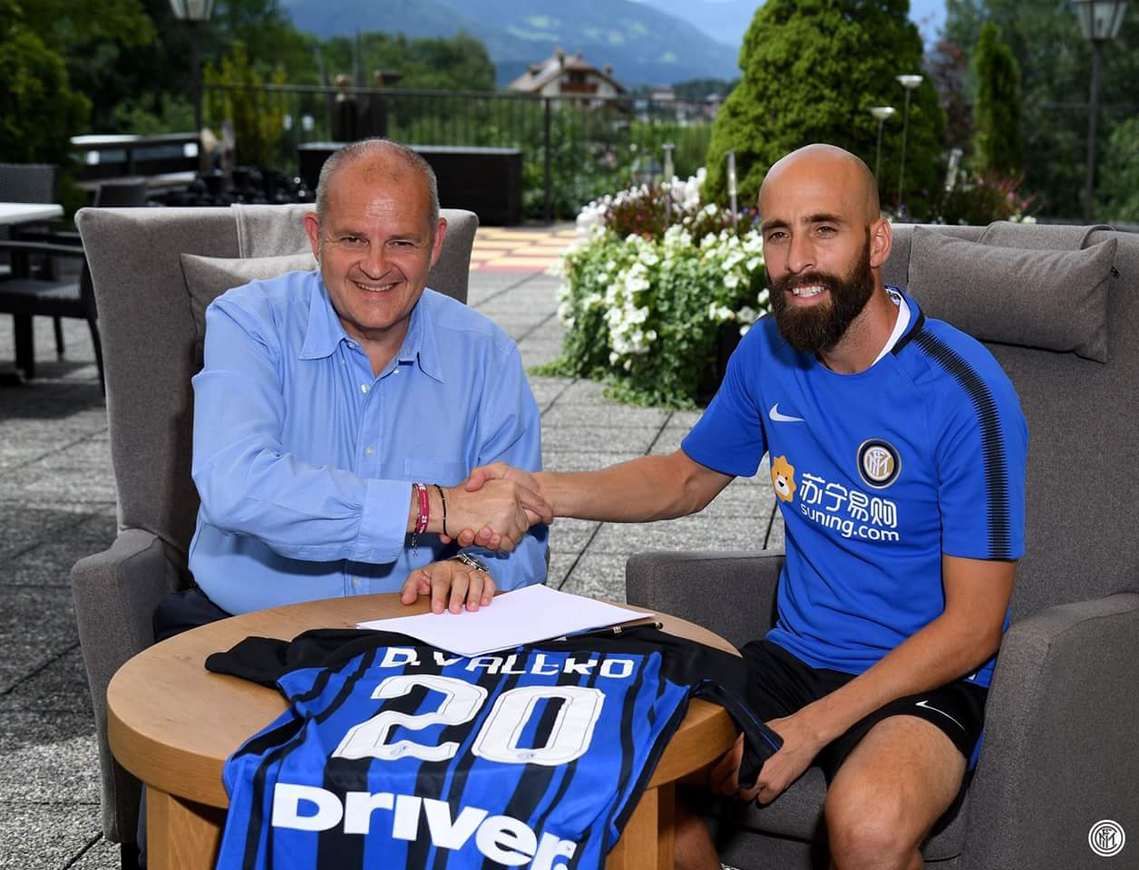 Incontro ravvicinato ieri a Fiesole tra Stefano Pioli e Borja Valero, i due a cena nello stesso locale