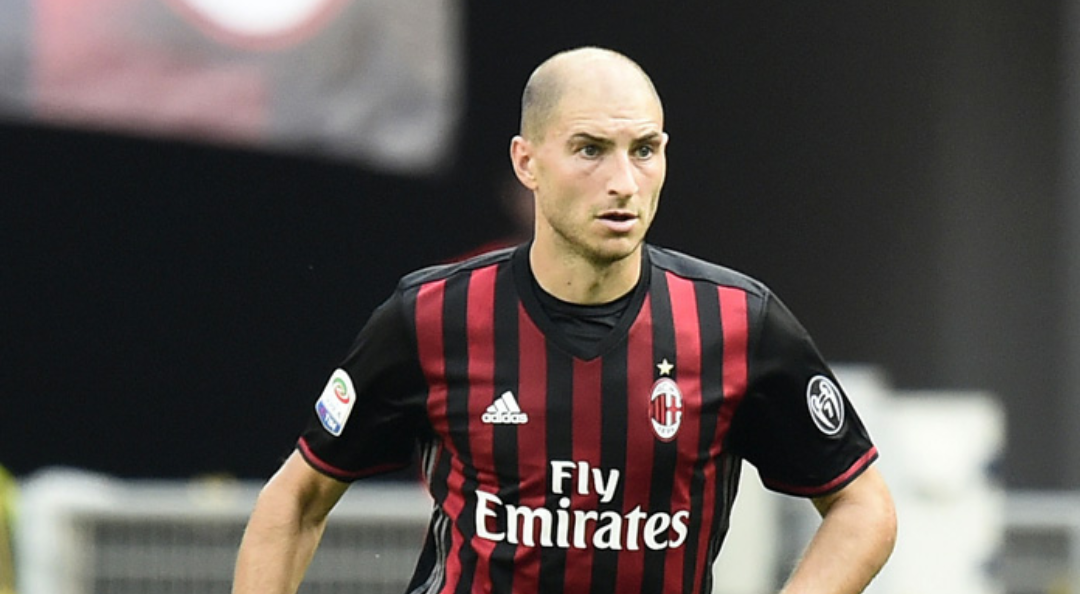 Criscitiello, la Fiorentina vuole prendere Paletta dal Milan, contatti in corso tra i due club