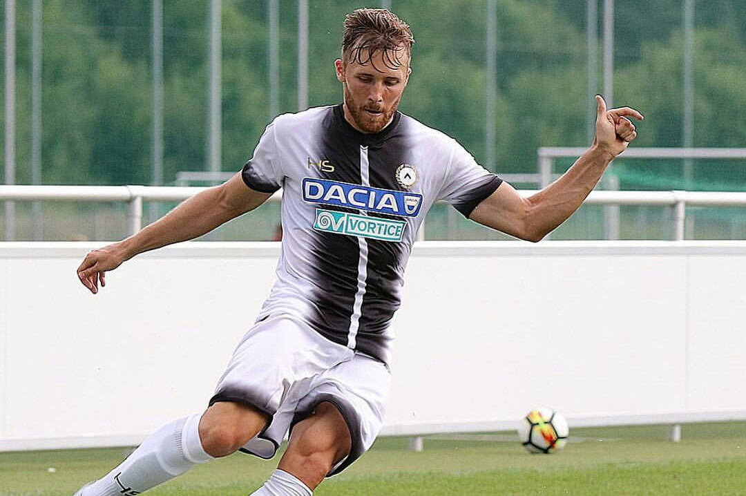 Nazione: niente terzino destro? La Fiorentina smentisce Widmer, Corvino a Milano solo per cessioni…