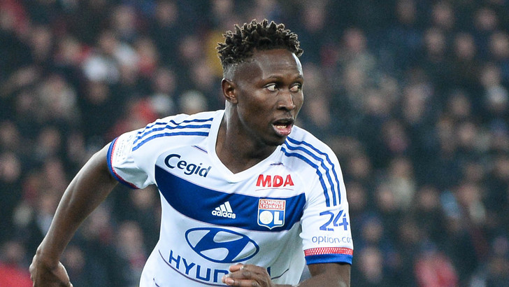 Dalla Francia: il Lione mette alla porta Yanga Mbiwa: la Fiorentina ci pensa, insieme ad altri tre club