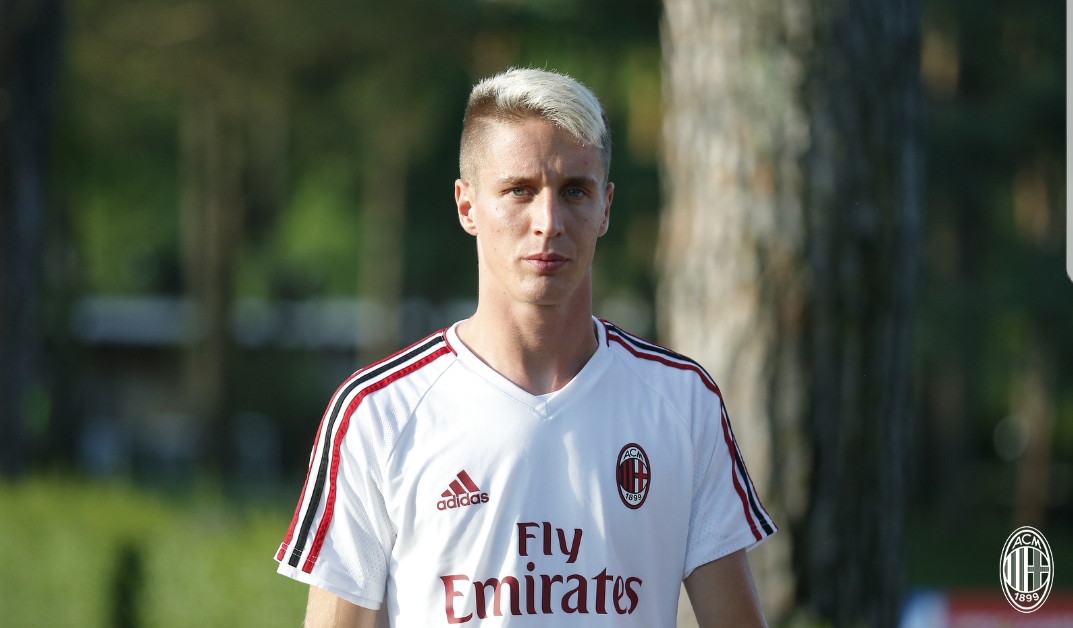 Crac Conti, rottura legamento crociato per il terzino del Milan, 6 mesi di stop