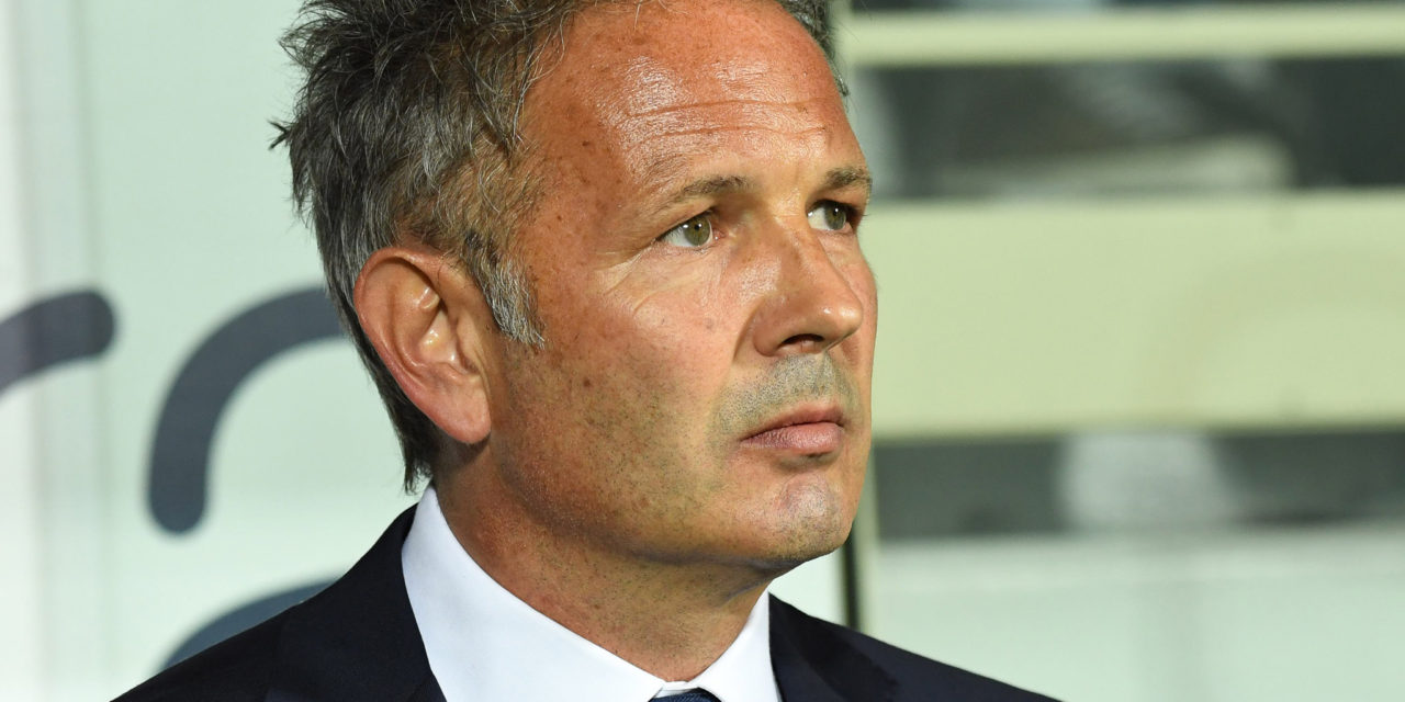 Tapiro d’oro a Mihajlovic dopo l’esonero: “Sto diventando una mezza s***, passerò al pugilato…”