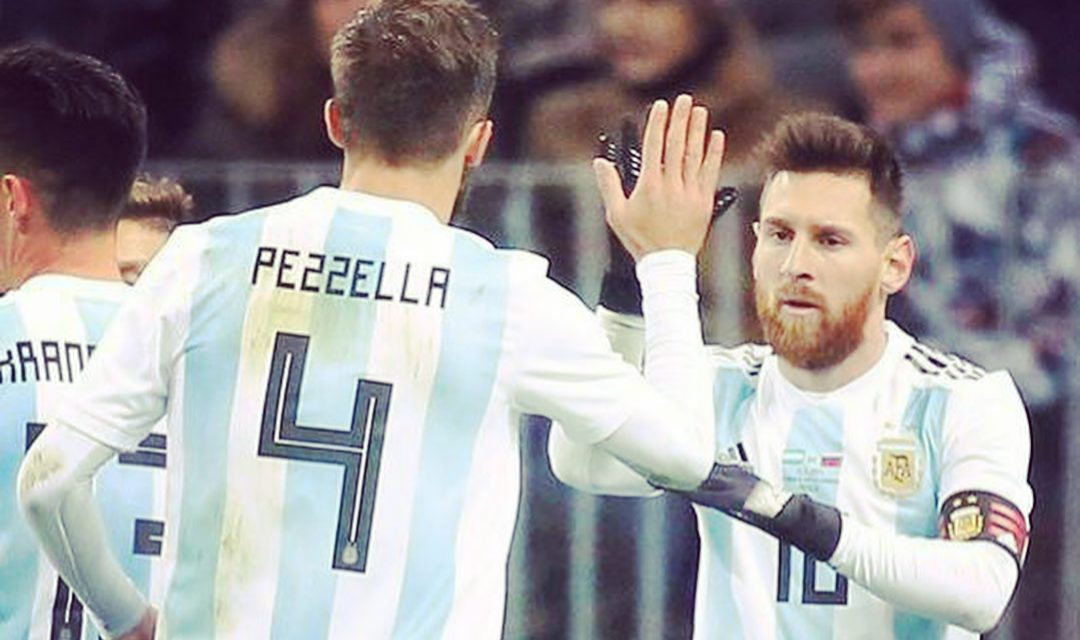 FOTO, esordio vincente per Pezzella da titolare con la maglia dell’Argentina contro la Russia