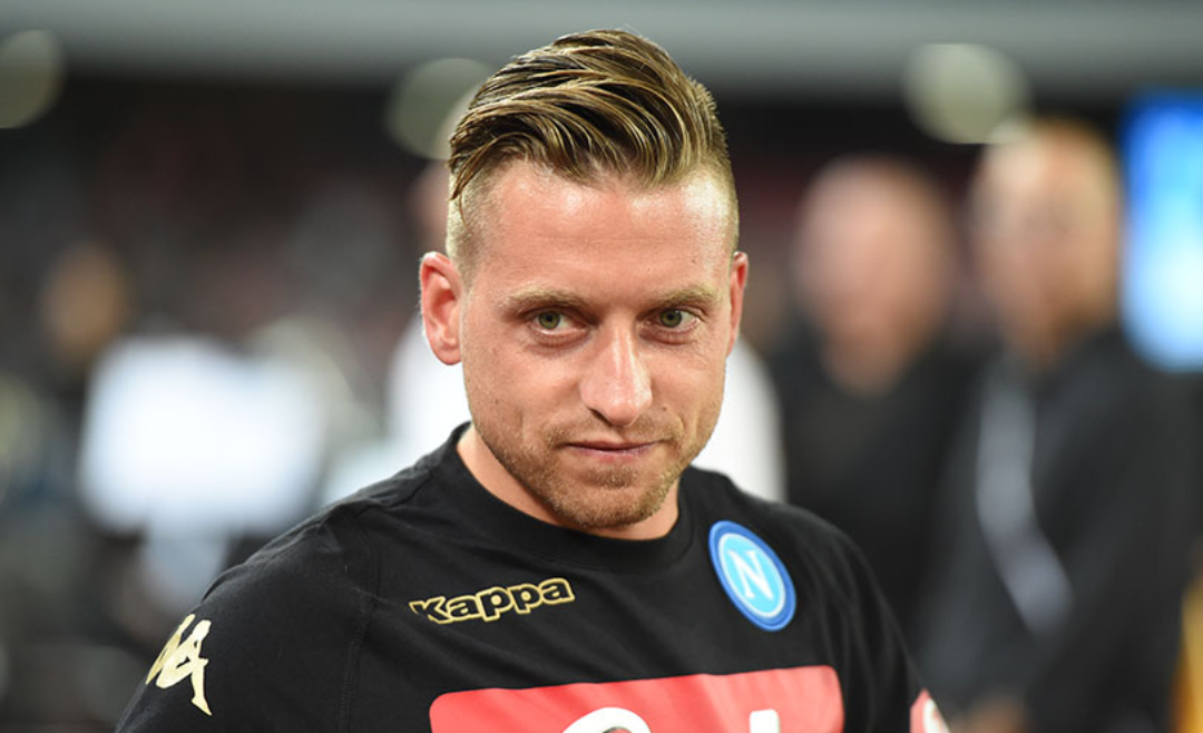 La bizzarra storia di Giaccherini, ha rifiutato la Fiorentina per giocare a Napoli. Ma Sarri non lo schiera mai
