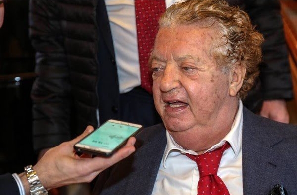 La giornata di Vittorio Cecchi Gori a Firenze, dal “C’è solo un presidente” alle parole ai tifosi viola