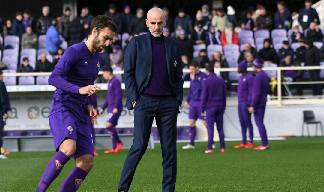 Pioli e la squadra ancora chiusi negli spogliatoi da Corvino e Salica per parlare…