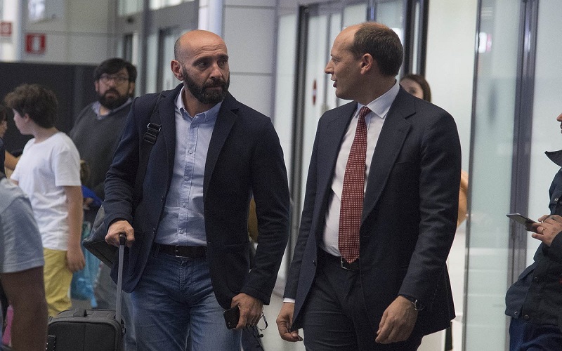 Monchi in centro a Firenze: “Qua solo per turismo”. Ma Badelj può diventare subito giallorosso: il motivo