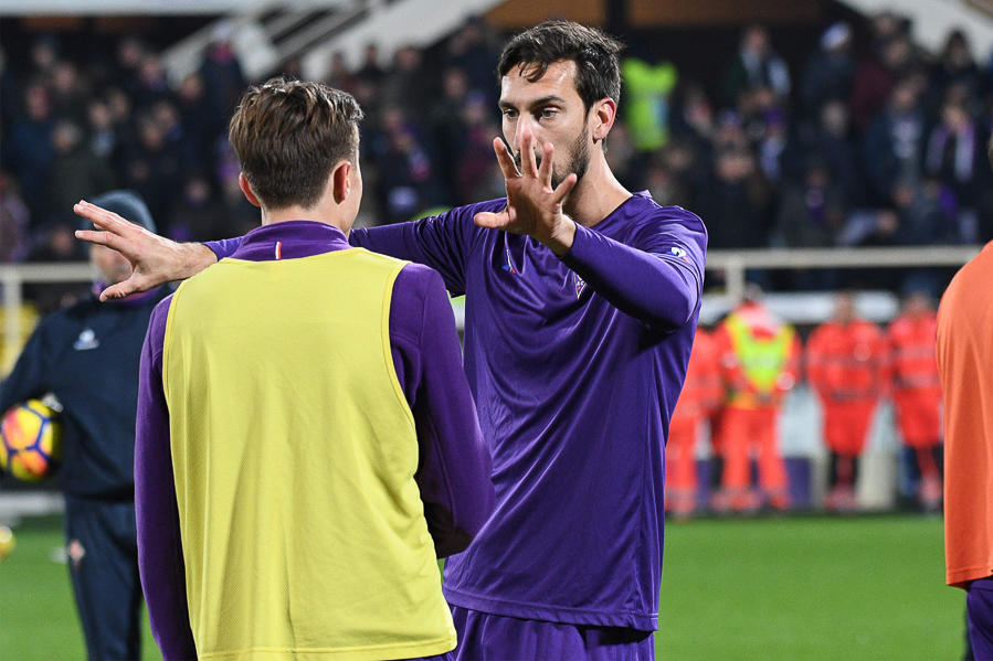 Chiesa non dimentica Astori, nel giorno del suo compleanno gli scrive: “Auguri Capitano”