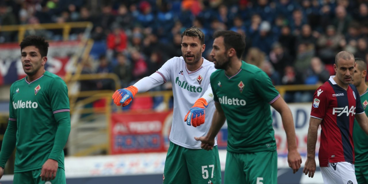 Bologna-Fiorentina 1-1 al 45′: due clamorosi gol da calcio d’angolo. Pulgar replica a Veretout