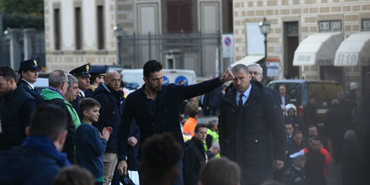 Buffon: “Mai semplice andare a Firenze, grazie Fiorentina. Con noi tifosi viola meno soli”