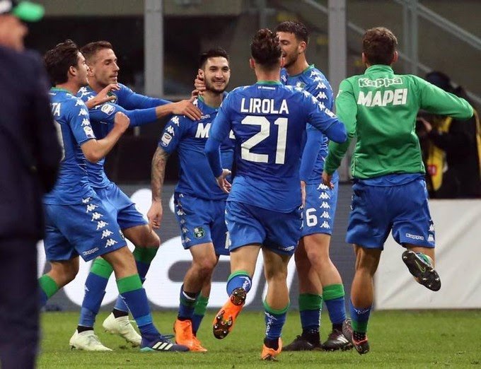 Kalinic salva il Milan, pareggio contro il Sassuolo. Fiorentina a meno due
