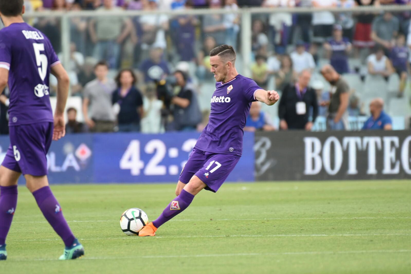 Veretout: “Scendiamo sempre in campo per Davide. Sono felice di essere ancora a Firenze”