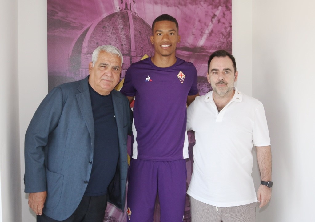 Lafont: “Darò tutto per questa maglia, voglio crescere insieme alla squadra. Sono in un grande club”
