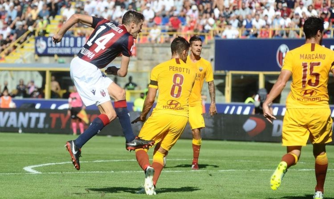 Il Bologna batte la Roma, Lazio a valanga, Torino umiliato dal Napoli