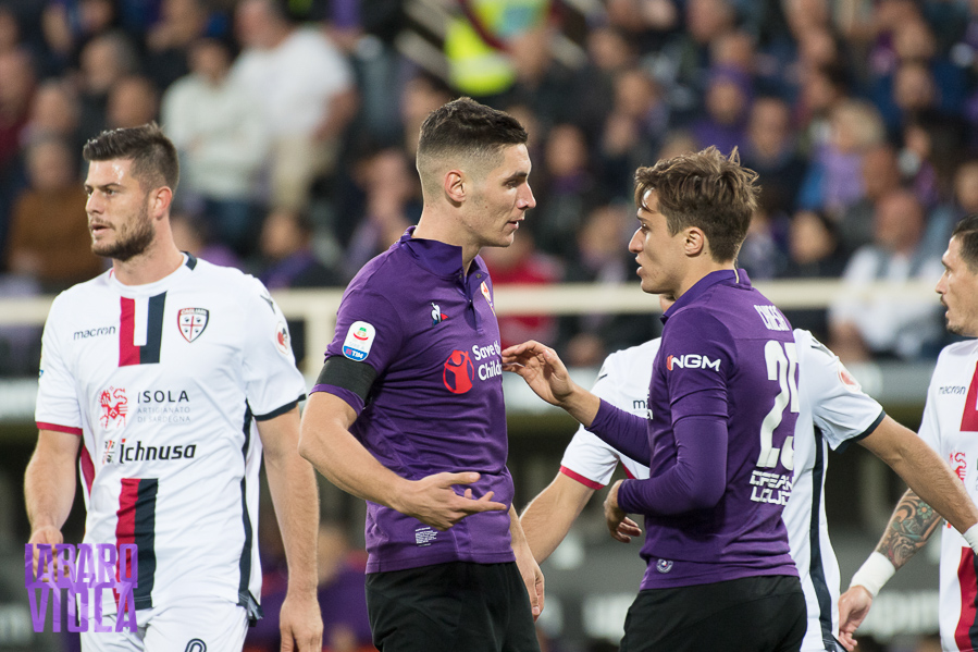 (VIDEO): Cagliari-Fiorentina tra brutti ricordi datati ’82, a Toni alla dedica per Astori