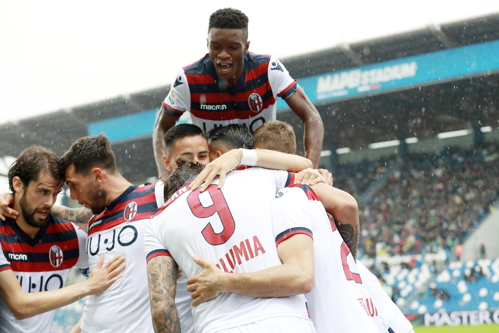 Il Bologna blocca il Sassuolo, la squadra di De Zerbi fallisce il sorpasso alla Fiorentina
