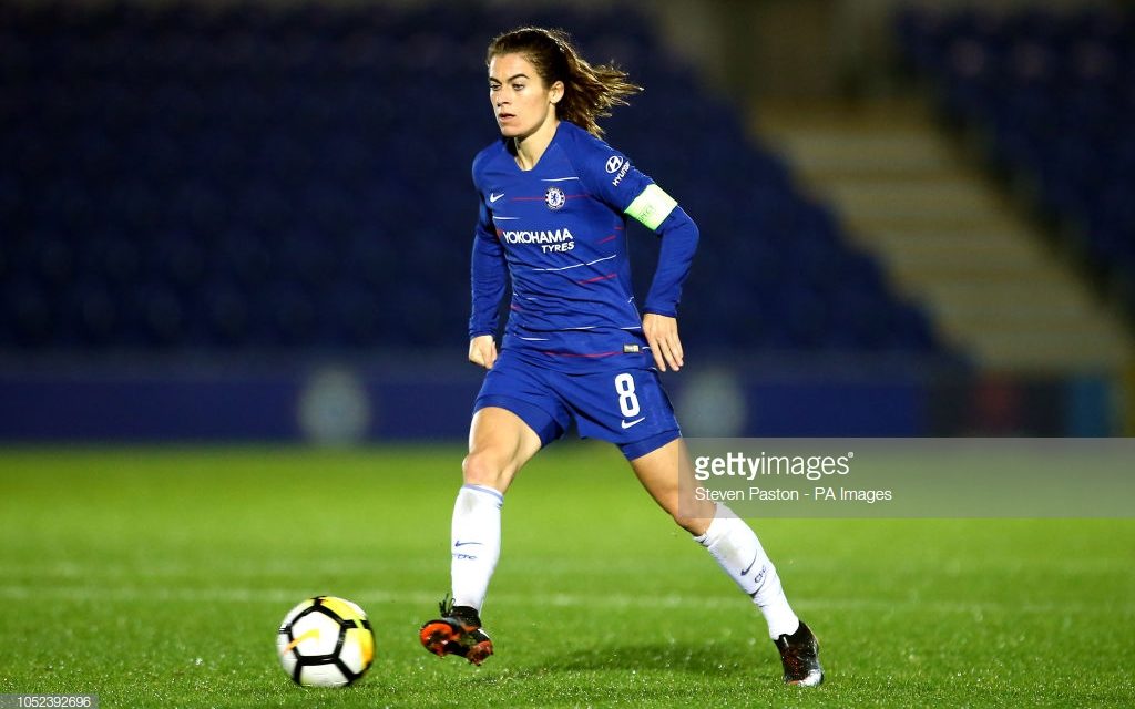 Insulti e auguri di morte alla giocatrice del Chelsea Carney. La colpa? Aver sbagliato un gol con la Fiorentina