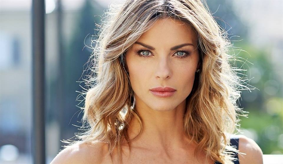 Sempre più passi avanti nel calcio femminile, Martina Colombari verso la presidenza, è la candidata della FIGC