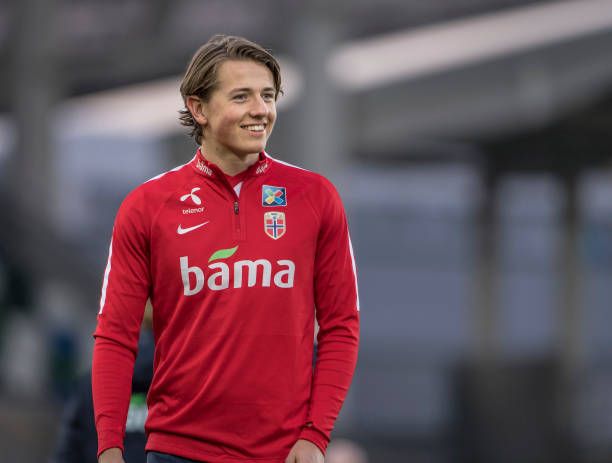 La Fiorentina ha offerto 15 milioni per Berge, il Genk vuole 25 milioni. Affare impossibile a gennaio