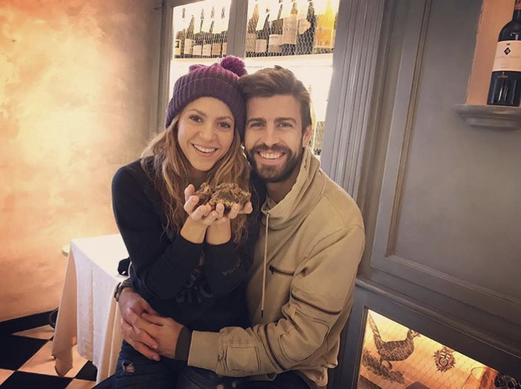 Shakira e Pique’ in provincia di Firenze, tra tartufi e castelli per un lungo weekend. Il racconto…