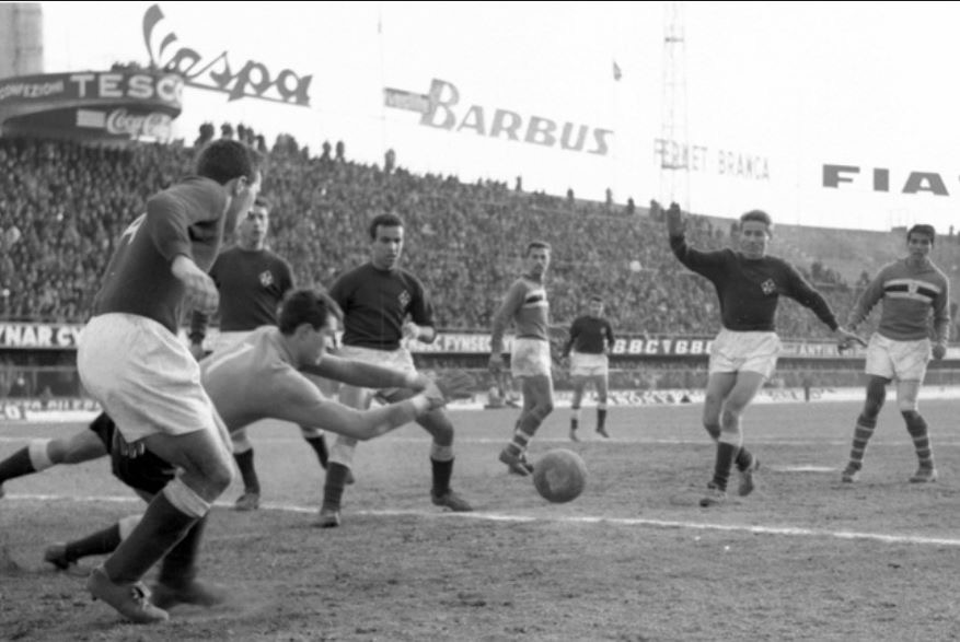 Oggi Albertosi compie 79 anni: “Il mio ricordo più bello? La Coppa delle Coppe con la Fiorentina…”