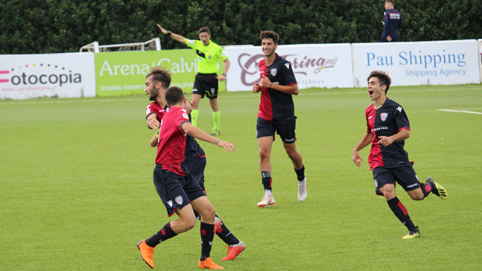 Cagliari Primavera in vantaggio su corner. Dormita colossale della difesa viola