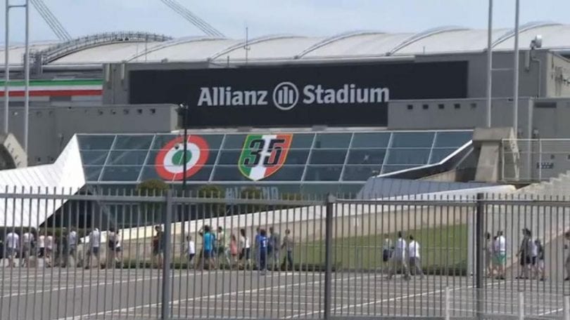 Il paninaro allo Juventus Stadium insieme ai sandwich vendeva la cocaina