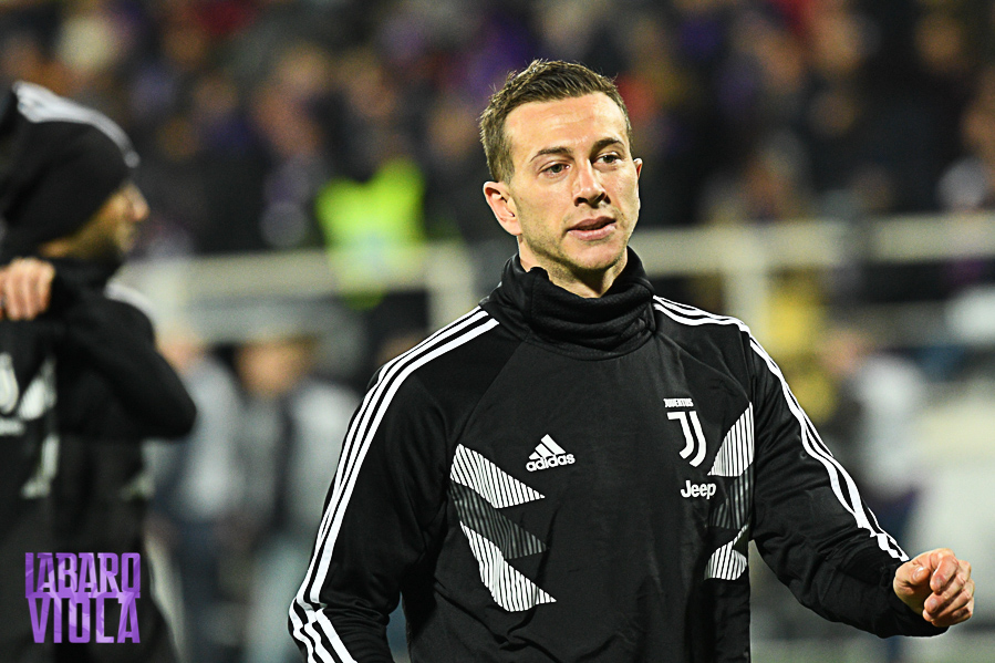 La Juventus sta cercando di liberarsi in tutti i modi di Bernardeschi, offerto al Napoli