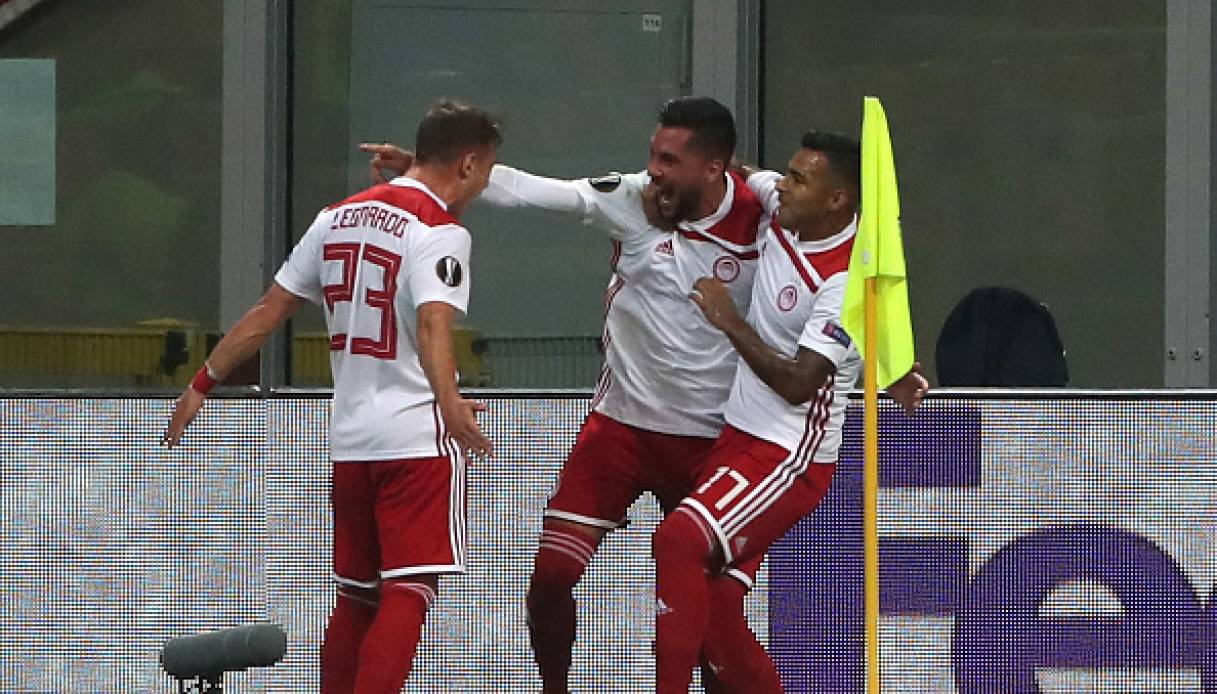 (FOTO) Karma Milan, dopo la vicenda TAS viene eliminato con un rigore inesistente