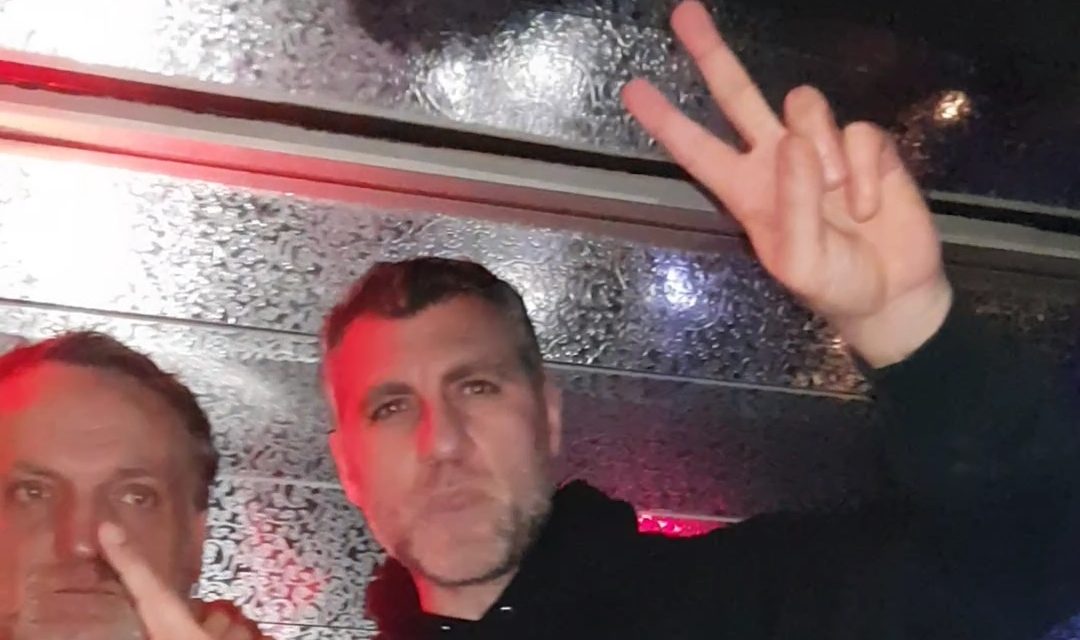 Bobo Vieri torna a Firenze per suonare in discoteca. Ecco il video del centravanti in consolle