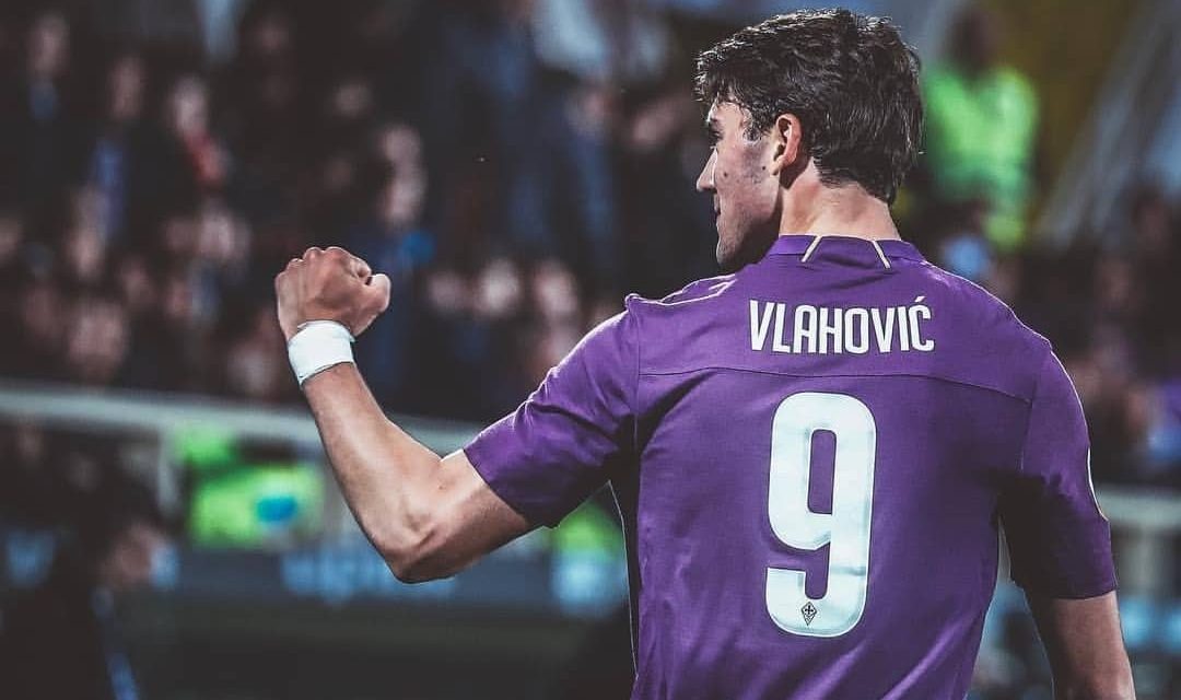 VLAHOVIC COL CUCCHIAIO. E’ 0-1 A FINE PRIMO TEMPO, COPPA ITALIA AD UN PASSO