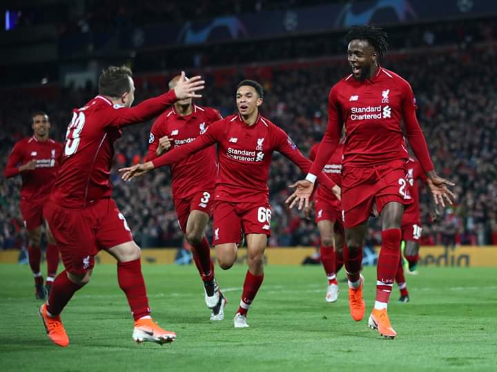 Champions League, Liverpool la prima finalista. Barcellona ko 4-0. Serata memorabile ad Anfield