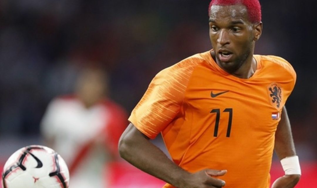 L’attaccante olandese Ryan Babel protrebbe lasciare il Fulham per approdare al Galatasaray