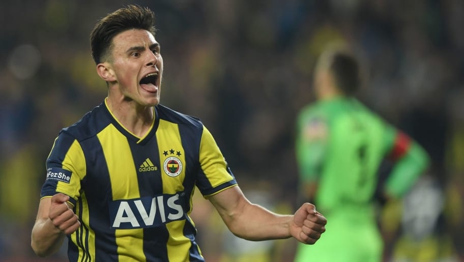 La Fiorentina vuole il centrocampista classe 99 Elmas, offerta di 11 milioni al Fenerbahce. La risposta…